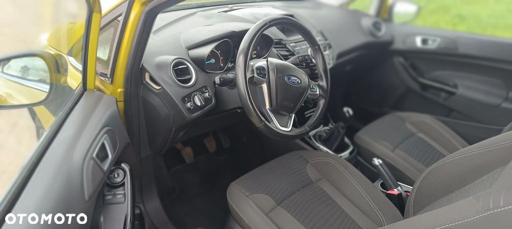 Ford Fiesta 1.0 EcoBoost STart-Stop Titanium - 11