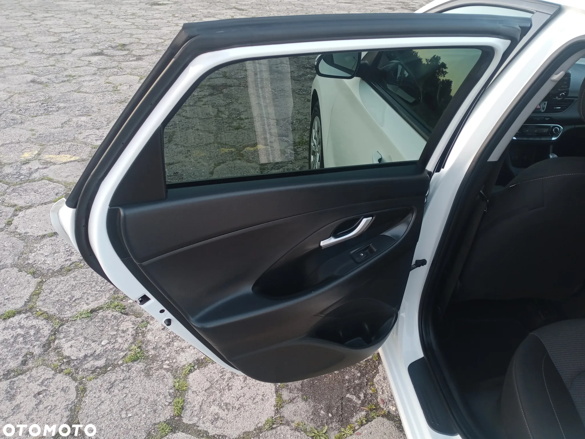 Hyundai i30 1.4 Comfort - 13