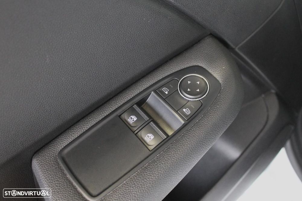 Renault Clio 1.0 TCe Limited Bi-Fuel - 36