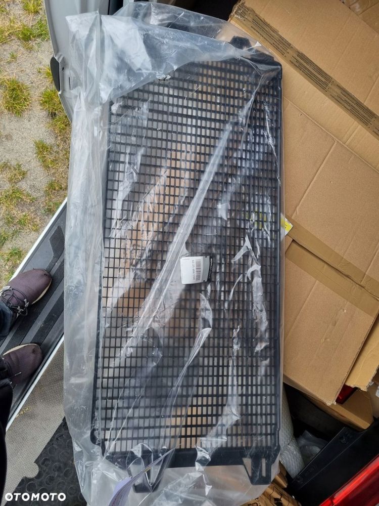 RENAULT MASTER IV 4 RAMKA OSŁONA SIATKA CHŁODNICY CHŁODNICE 622548459 nowa