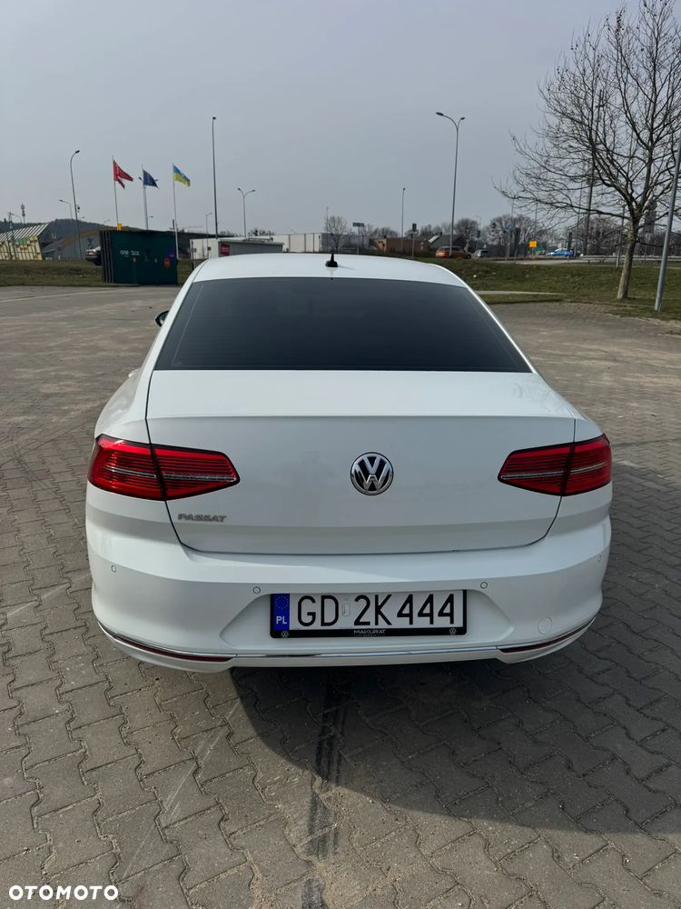 Volkswagen Passat 2.0 TDI SCR Highline DSG - 8