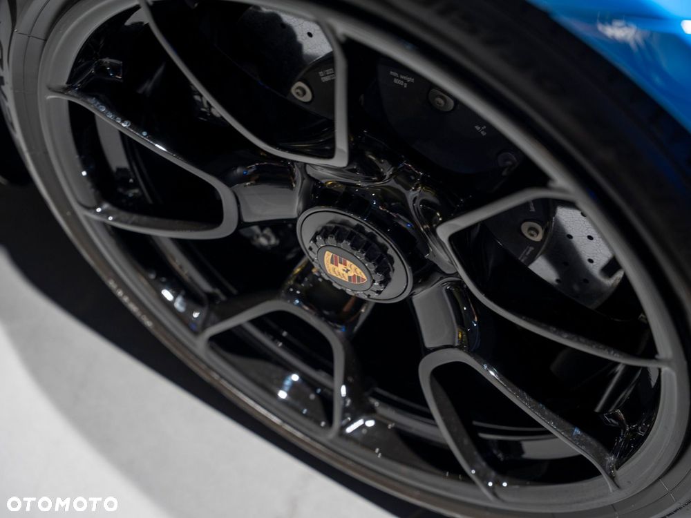 Porsche 911 Turbo S - 26