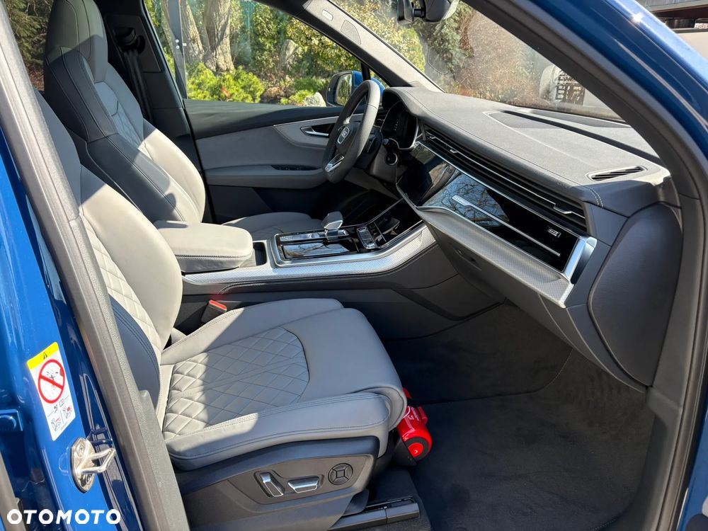 Audi Q7 - 8
