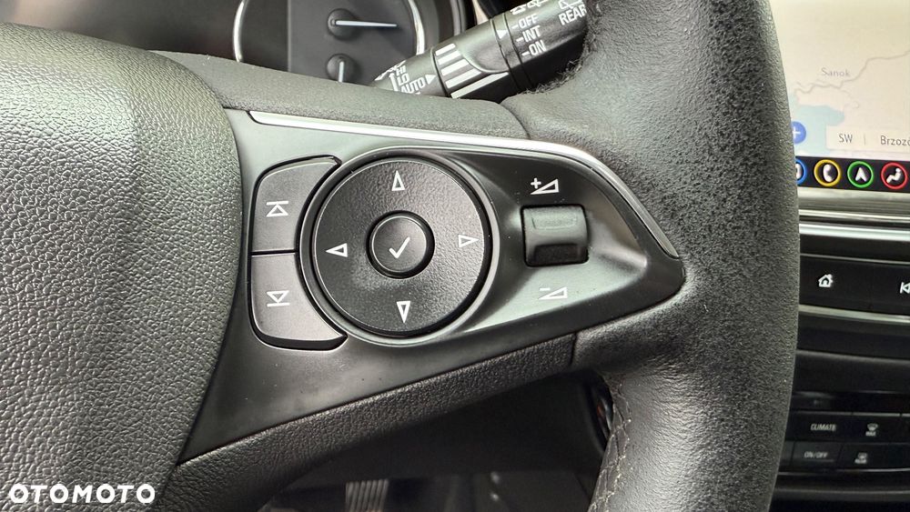 Opel Insignia 2.0 CDTI automatik Business Edition - 37