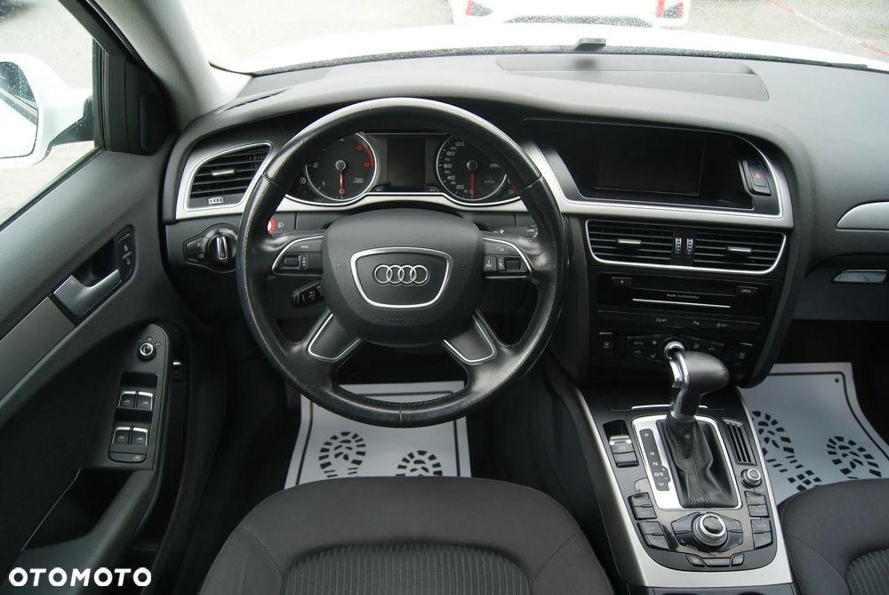 Audi A4 Avant 2.0 TDI DPF multitronic S line Sportpaket - 14