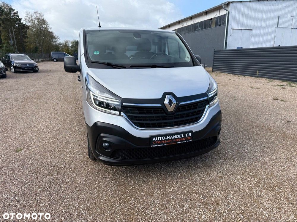 Renault Trafic - 18