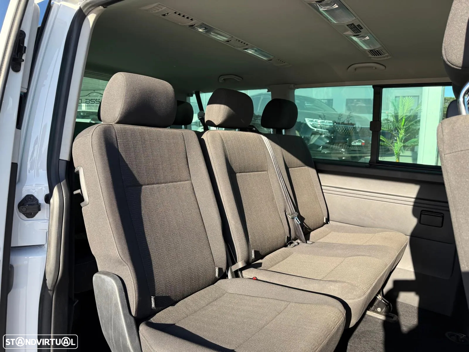 VW Caravelle 2.0 TDi BM Longa Comfortline - 38