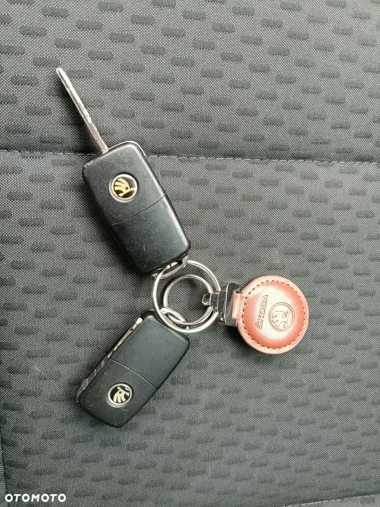 Skoda Fabia 1.2 TSI STYLE EDITION - 15