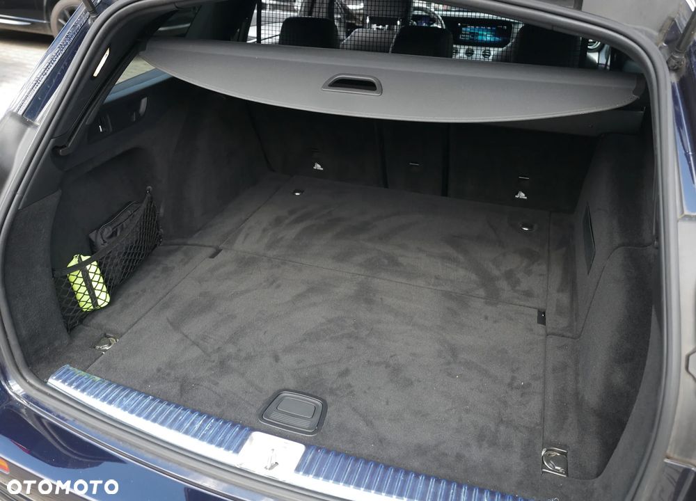 Mercedes-Benz Klasa E 220 d 9G-TRONIC Night Edition - 26
