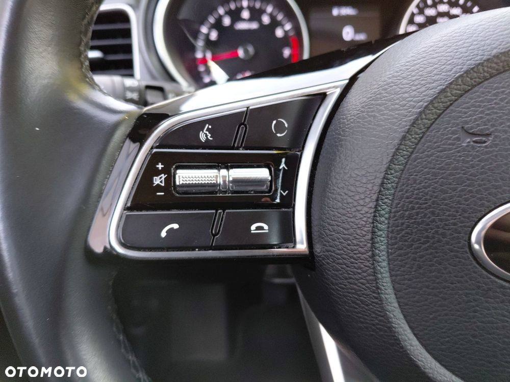 Kia Ceed 1.5 T-GDI M - 20