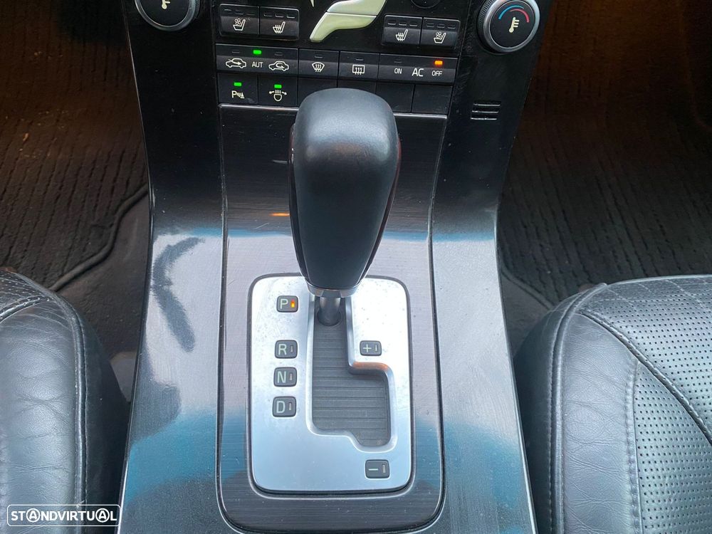 Volvo S80 2.4 D5 Executive - 16