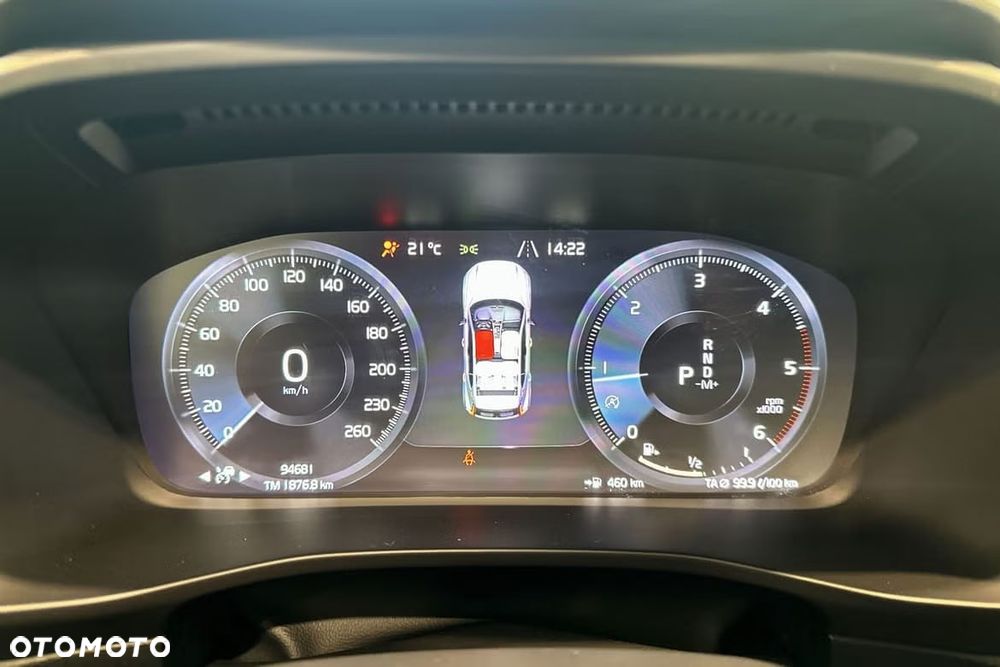 Volvo XC 40 D4 AWD R-Design - 22