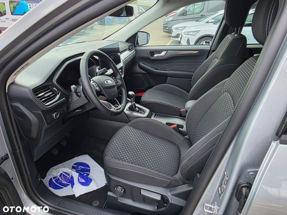 Ford Kuga - 17