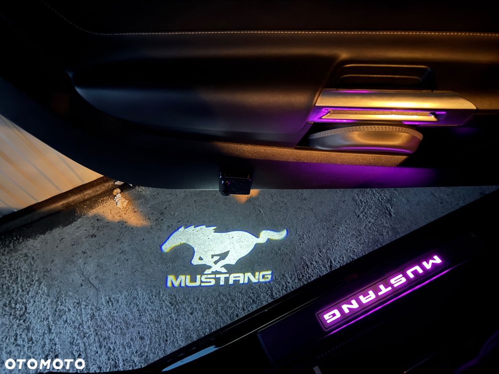 Ford Mustang 5.0 V8 GT - 10