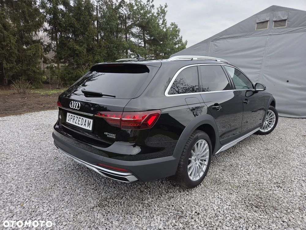 Audi A4 Allroad - 32