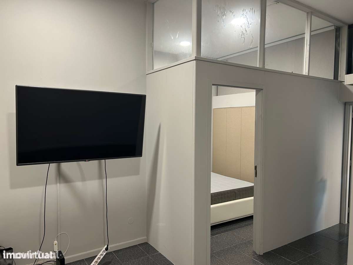 Fração autónoma T1 Centro Gaia - Lic util. ( Gaia - Licença n.º32/26 ) - Grande imagem: 4/22