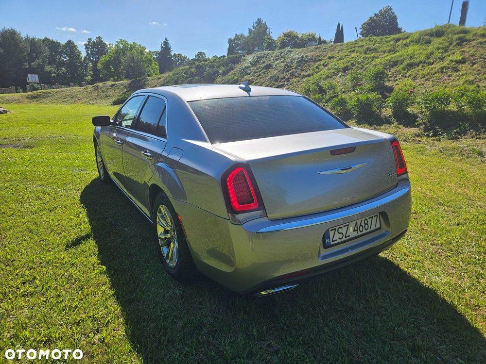 Chrysler 300C - 4
