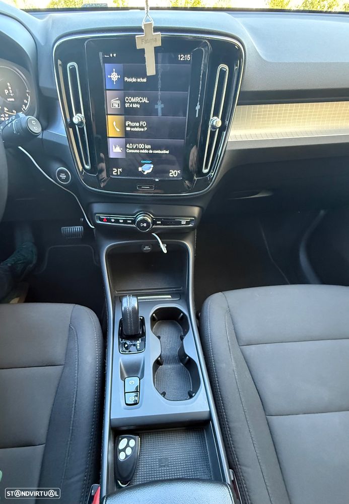 Volvo XC 40 1.5 T5 PHEV Momentum Plus - 7