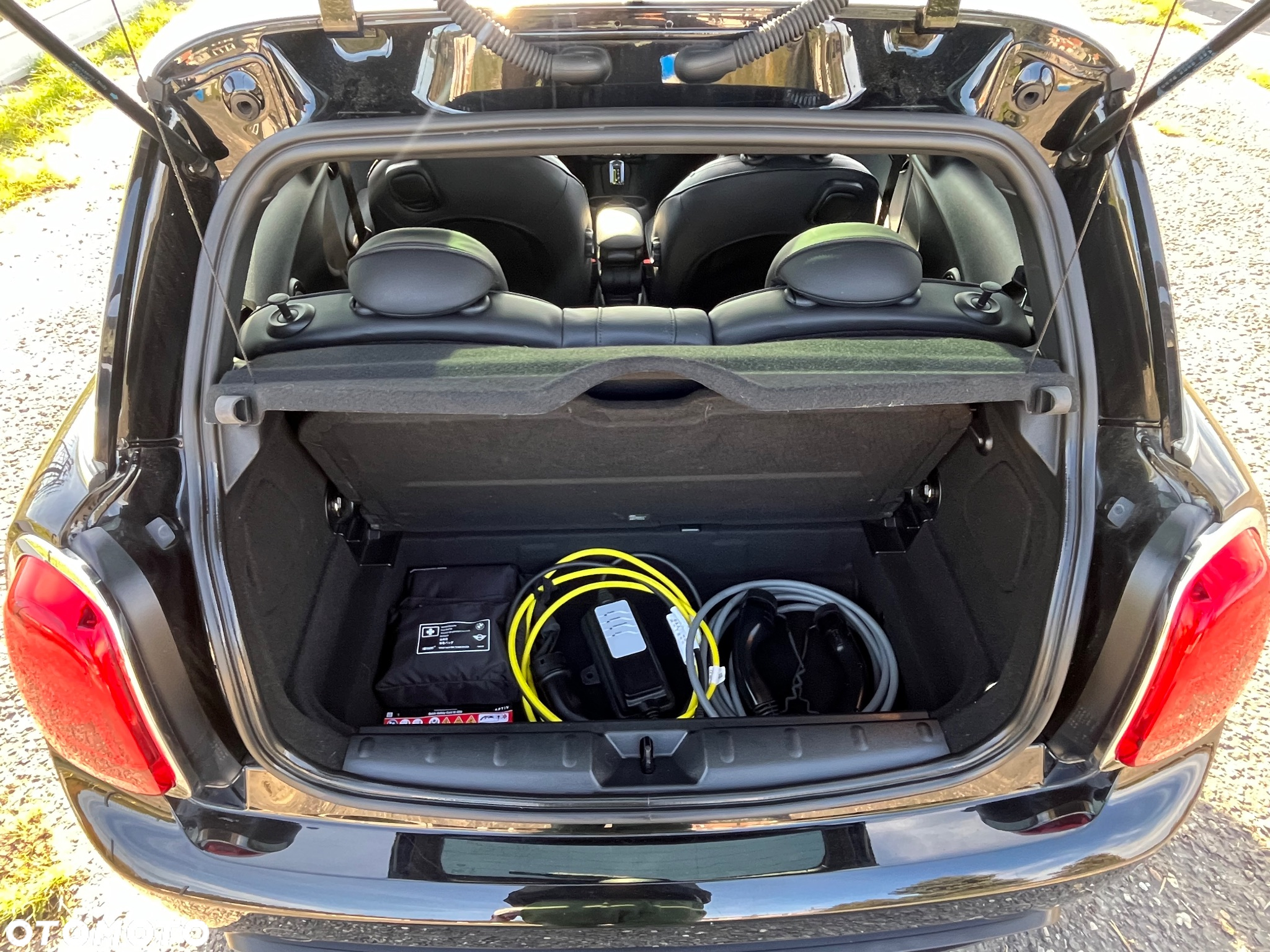 MINI Cooper SE Yours Trim - 15