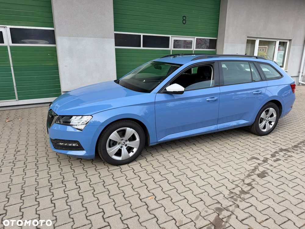 Skoda Superb 2022 photo 3