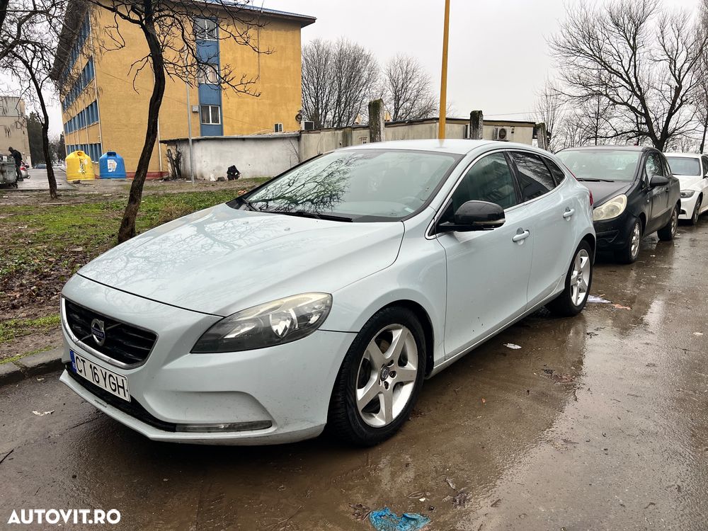 Volvo V40 D2 ECO Aut. R-Design - 31