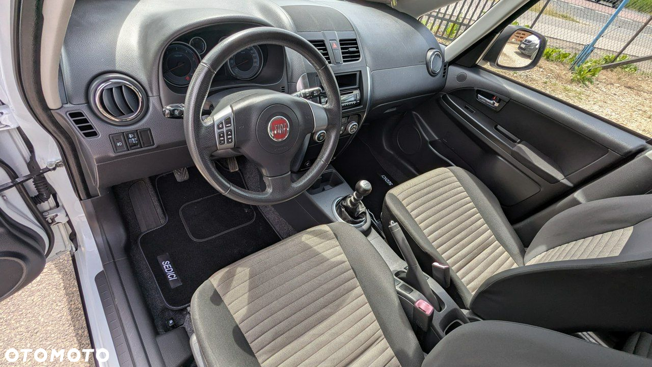 Fiat Sedici - 11