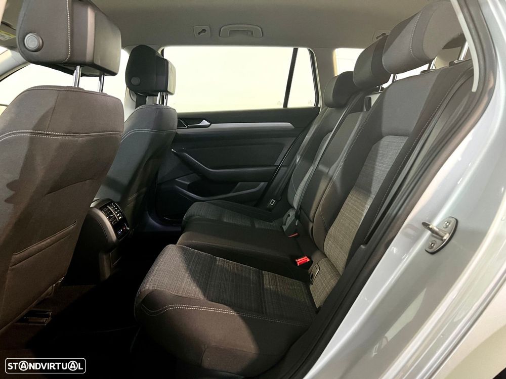 VW Passat Variant 1.6 TDI Confortline DSG - 5