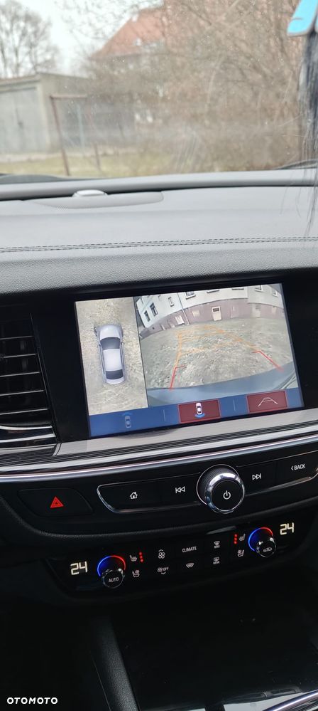 Opel Insignia 2.0 T 4x4 Exclusive S&S - 21