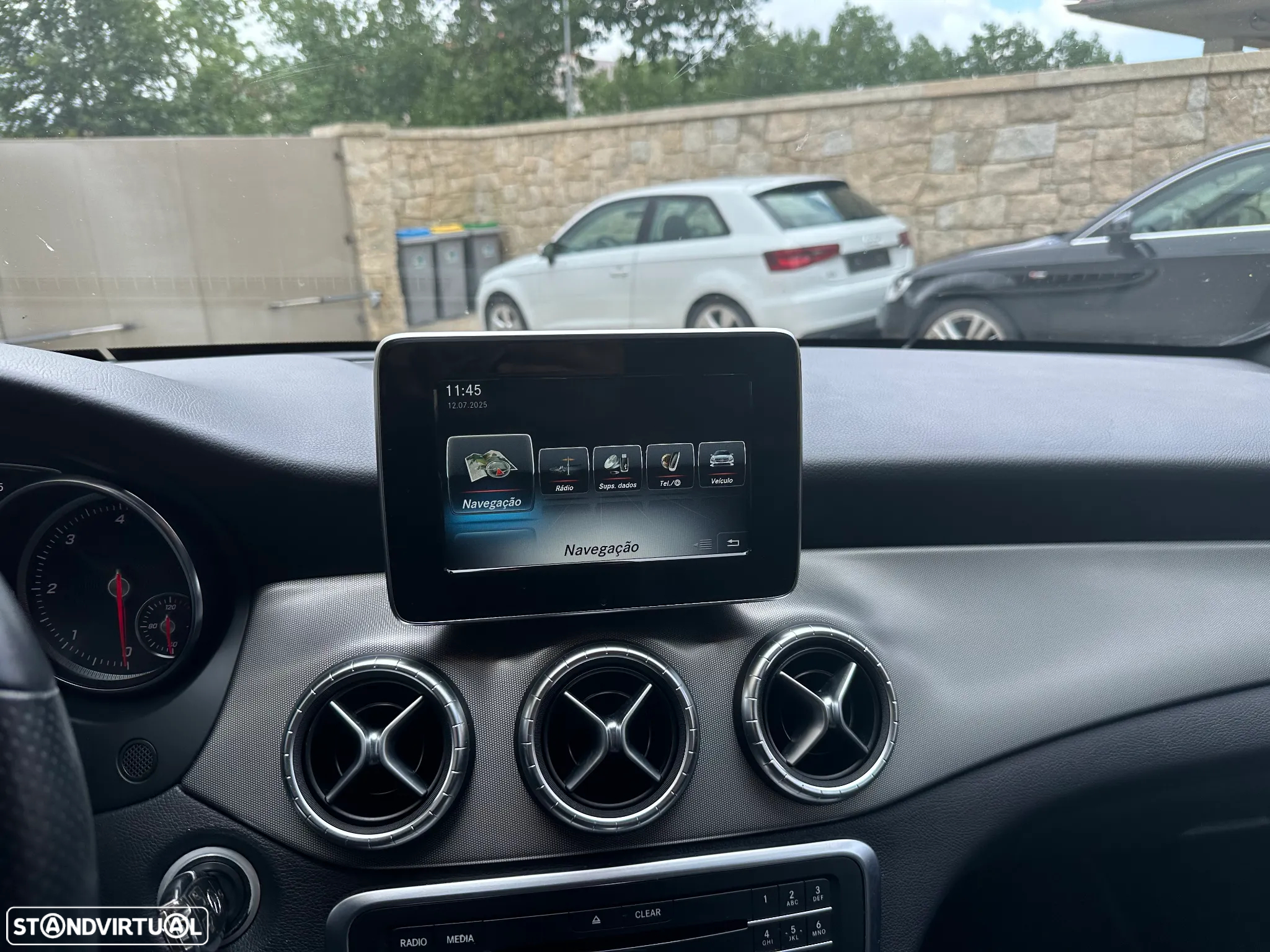 Mercedes-Benz CLA 180 d AMG Line - 11