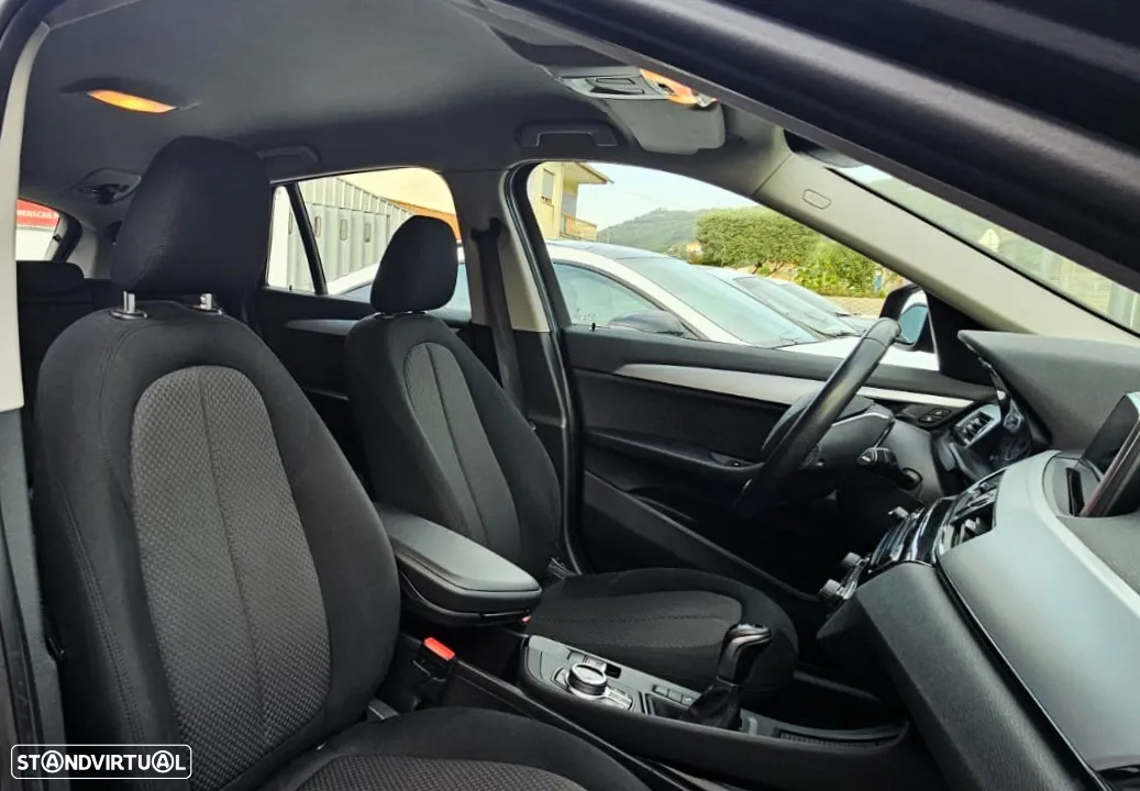 BMW X1 18 d sDrive xLine - 23