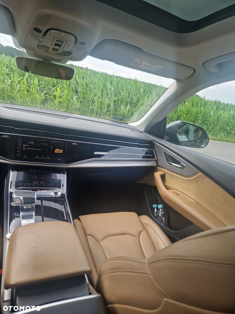 Audi Q8 - 14