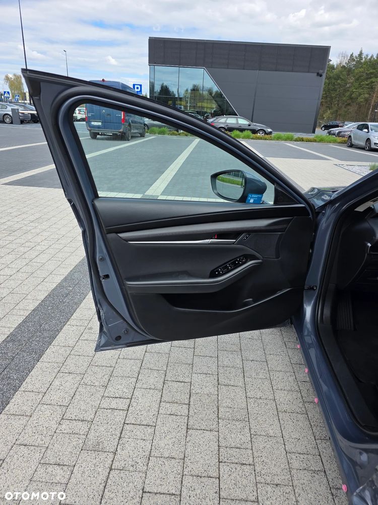 Mazda 3 2.0 mHEV Hikari - 20