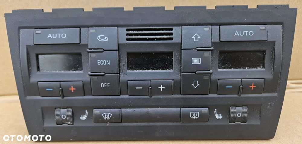 Audi A4 B7 panel klimatyzacji nawiewu  8E0820043S - 1