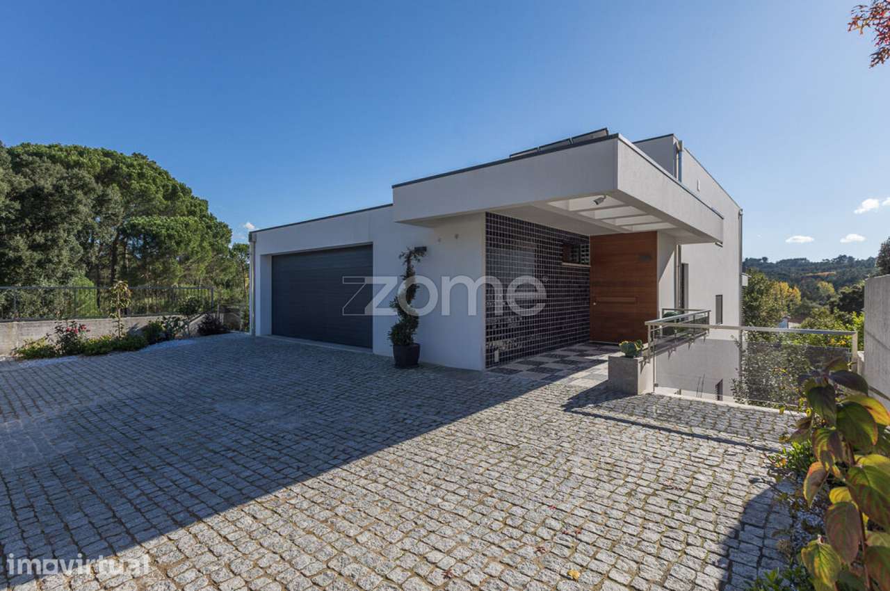 Moradia T4 de luxo em Tábua com piscina e elevador - Grande imagem: 4/58