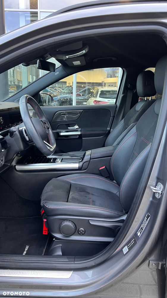 Mercedes-Benz GLA 200 AMG Line - 10