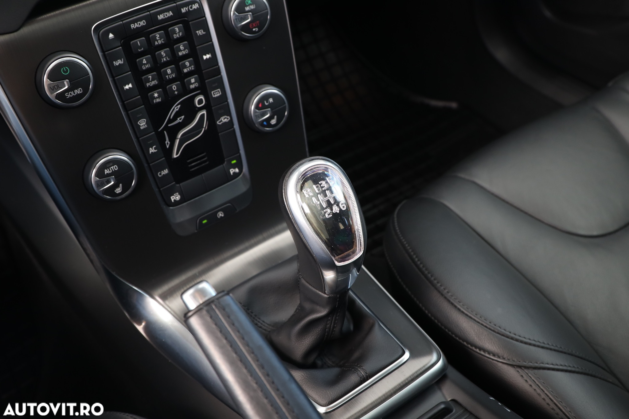 Volvo V40 D2 - 20