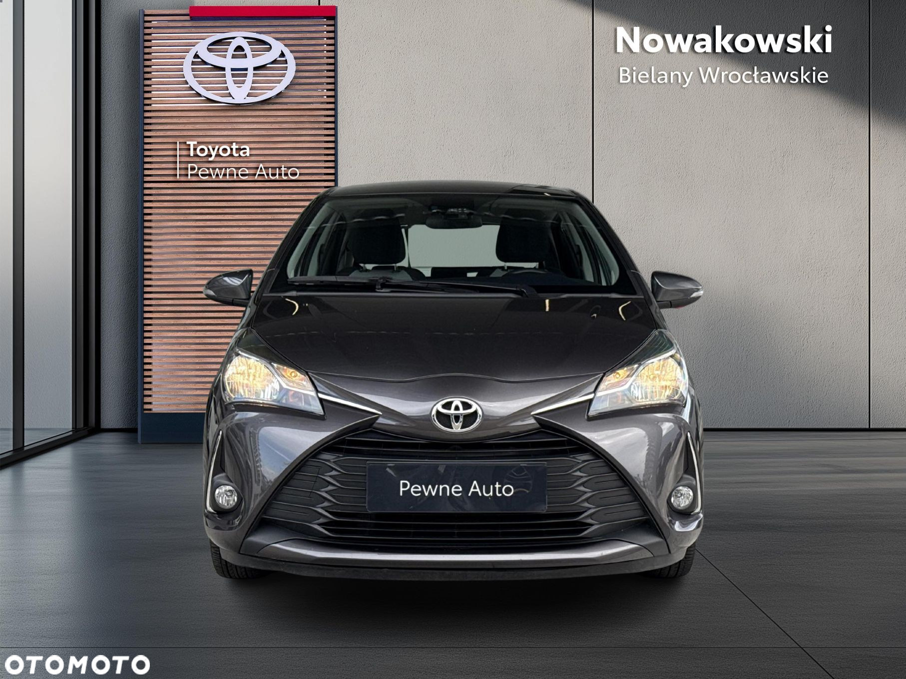 Toyota Yaris - 8