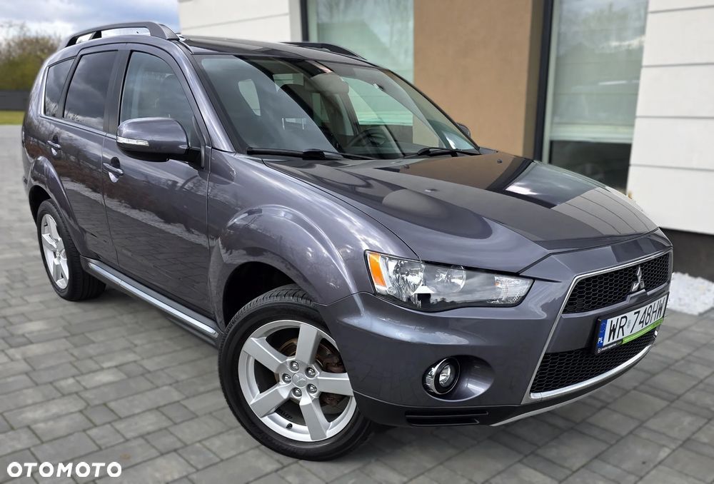 Mitsubishi Outlander 2.0 2WD - 2