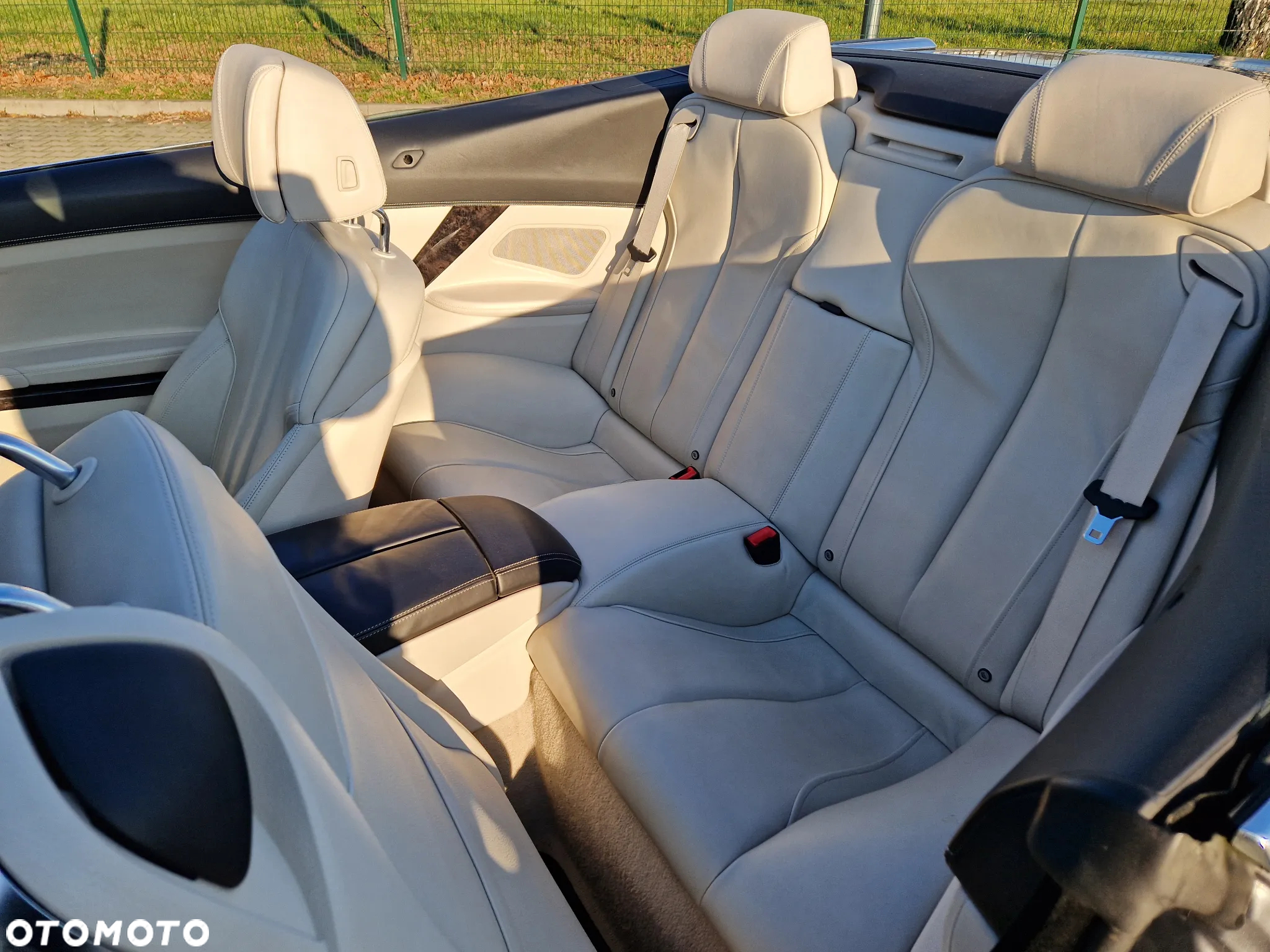 BMW Seria 6 650i xDrive Cabrio - 10