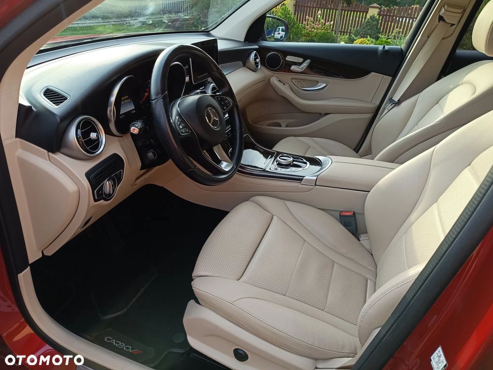 Mercedes-Benz GLC - 7