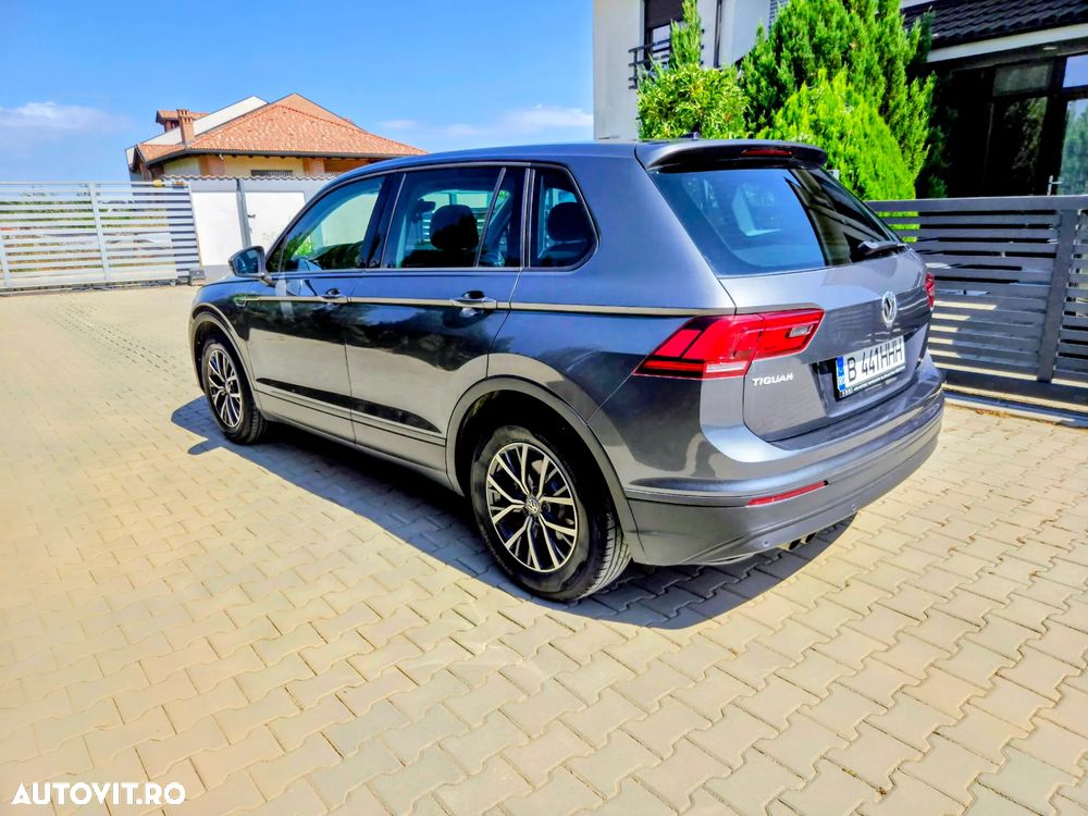 Volkswagen Tiguan - 11