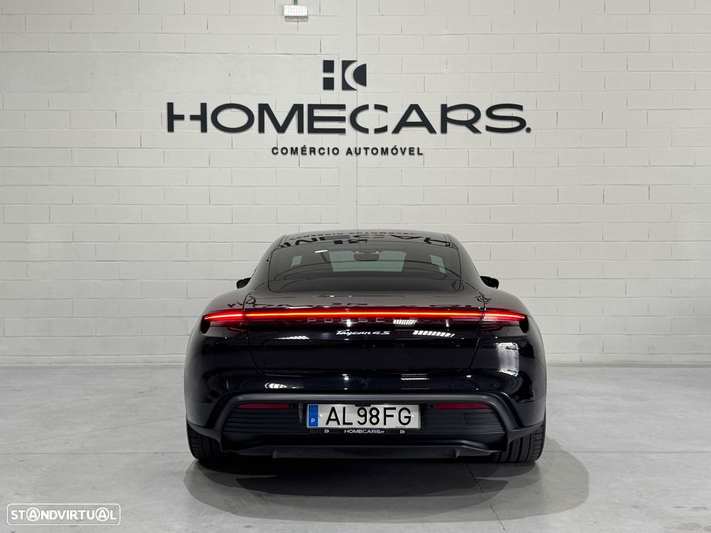 Porsche Taycan 4S - 14