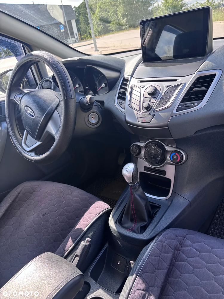 Ford Fiesta - 13