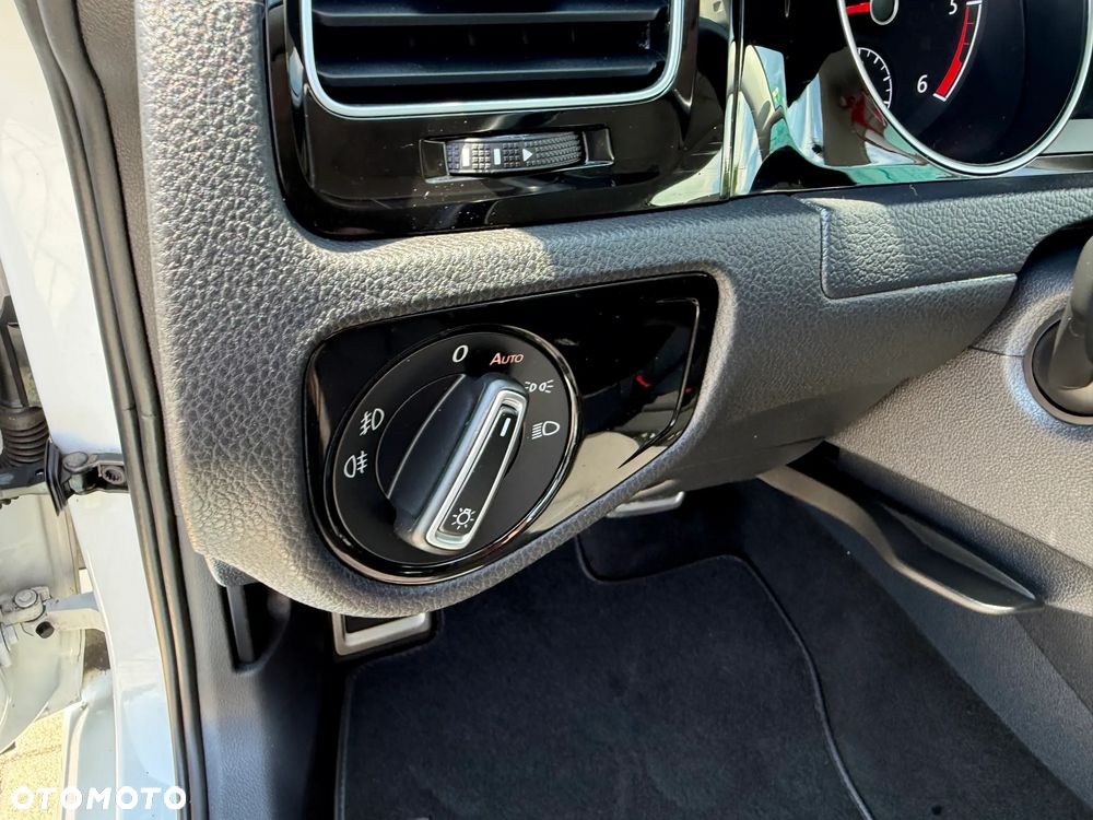 Volkswagen Golf 2.0 TDI BlueMotion Technology DSG Allstar - 34