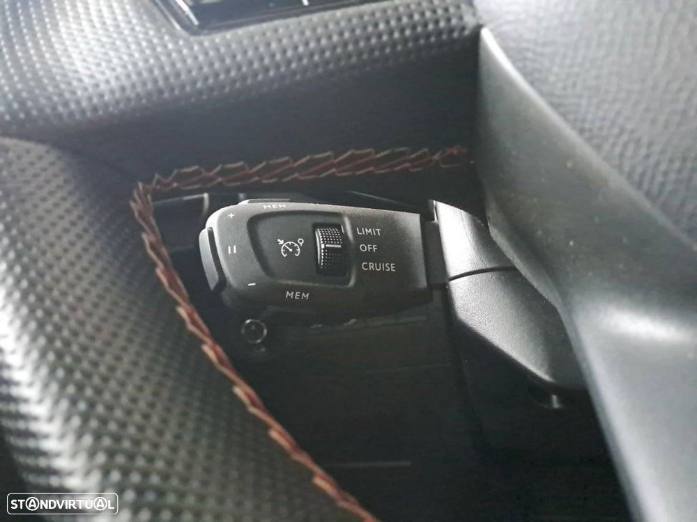 DS DS7 E-Tense Performance Line+ EAT8 - 19