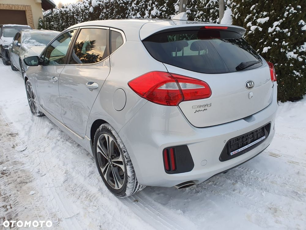 Kia Ceed 1.6 CRDi M - 12