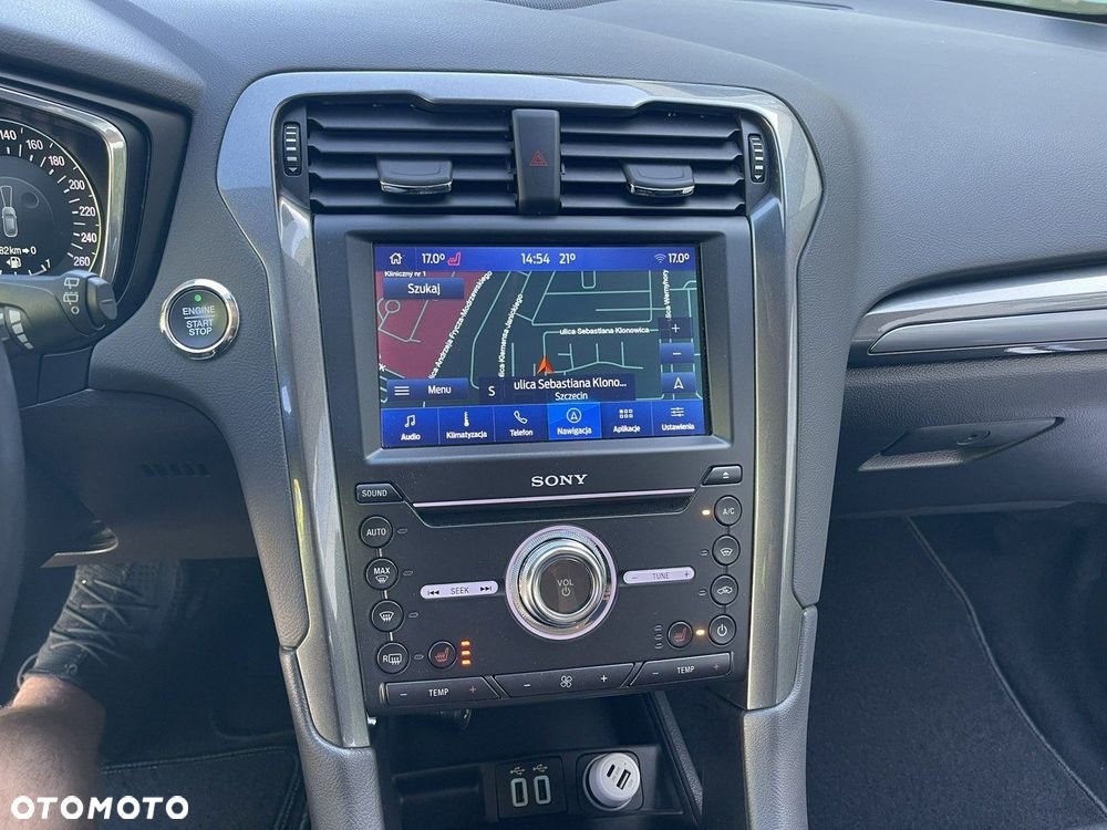 Ford Mondeo - 35