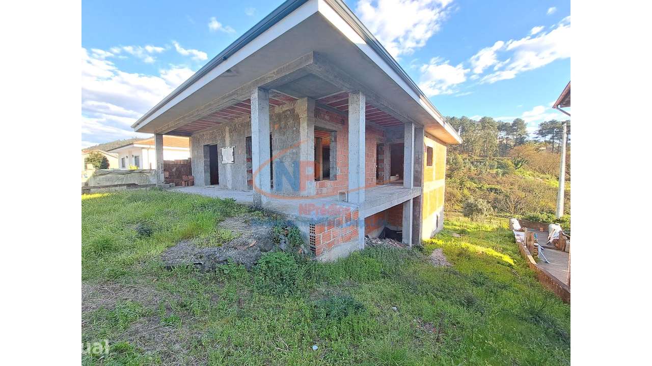 Moradia para acabamento em Vilarinho - Grande imagem: 2/11