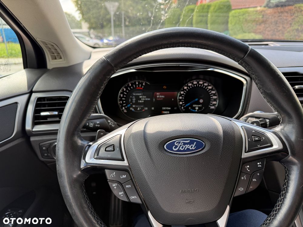 Ford Mondeo 2.0 TDCi Titanium PowerShift - 17