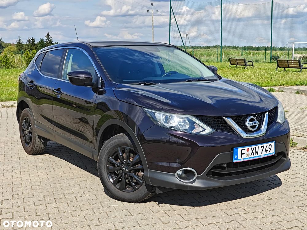 Nissan Qashqai - 1